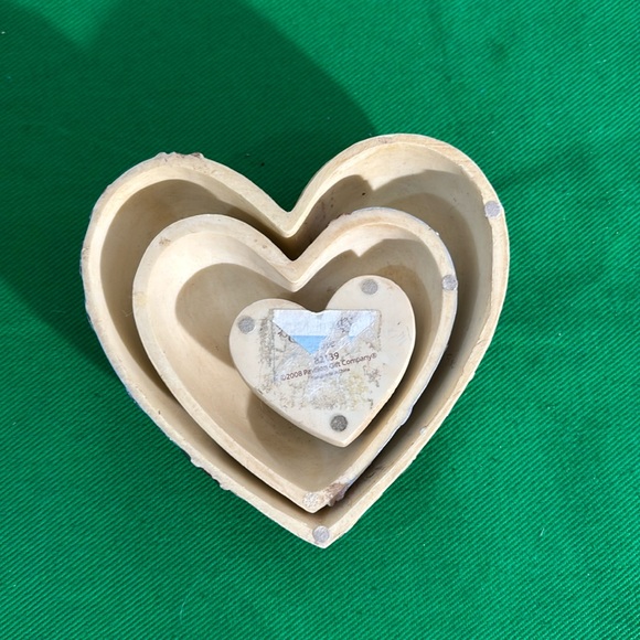 Stacking/nesting three hearts “Love is patient” - Picture 5 of 5